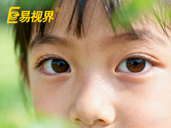 青少年近视要吃什么对眼睛好食物 易视界眼视光中心