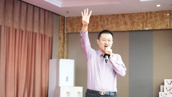 易视界2025年10月嘉奖会暨11月启动大会精彩瞬间