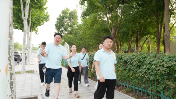 易视界42公里徒步活动精彩图集