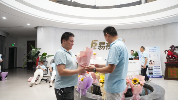 易视界42公里徒步活动精彩图集