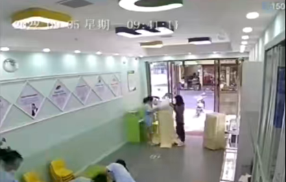 易视界店面从“心”开始  “净”待归来